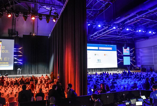 Black sound proof curtains